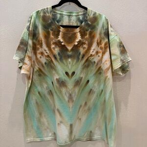Mens 2XL custom dyed Tee NWOT